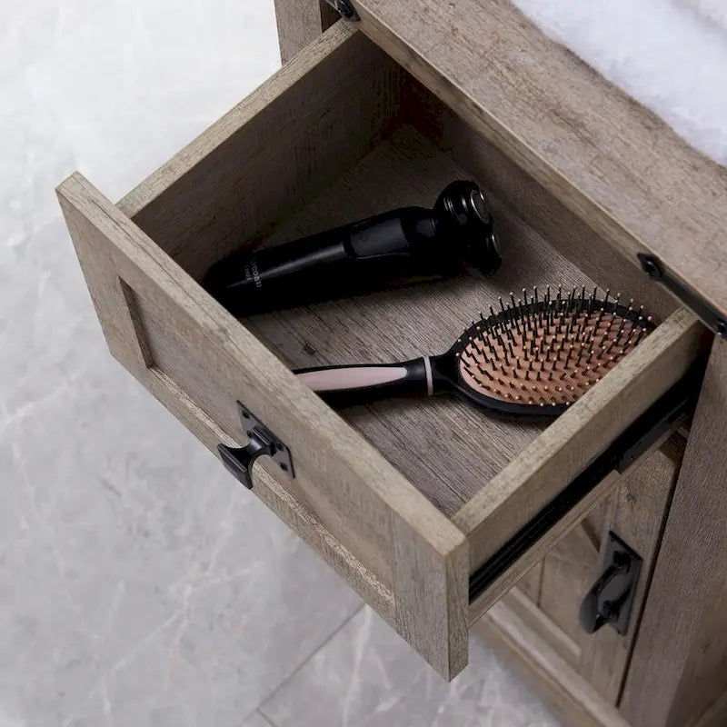 Meuble de rangement étroit de salle de bain de style ferme, Meuble de rangement de 68 po de hauteur