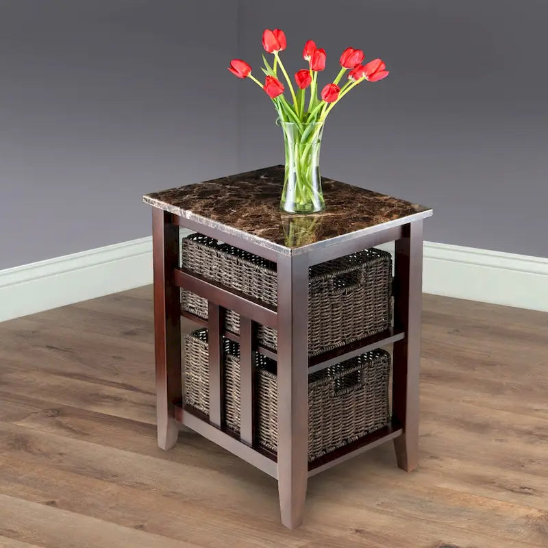Table d'appoint avec 2 paniers pliables en spathe de maïs, plateau en faux marbre, chocolat et noyer - 16,54 x 20,08 x 25,04 pouces